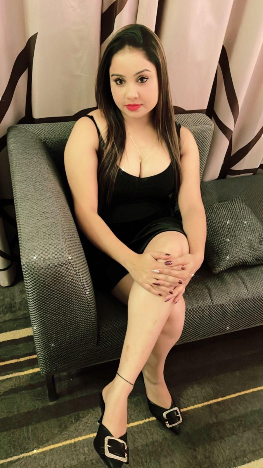 Raipur call girl